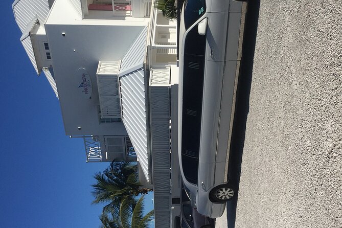 Hollywood Limo Services. Hurry up Come One Down to Get the Bahamian Vegas Treat - Authentic and Positive Reviews