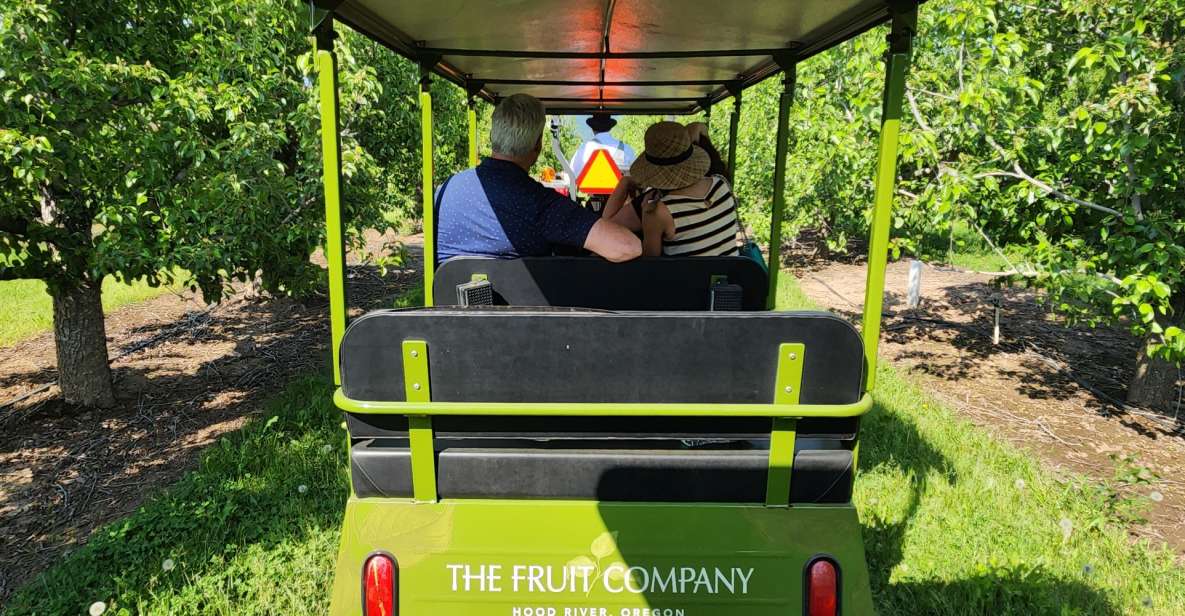 Hood River: Orchard Tour - Tram Ride Through Orchard