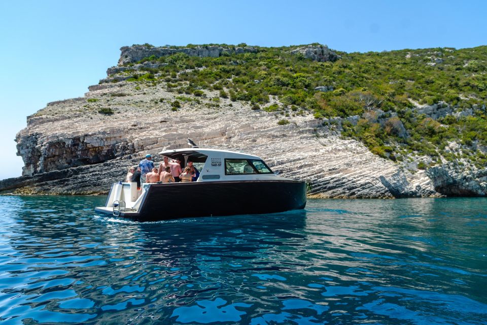 Hvar: Speedboat Snorkeling Day Trip With Beaches & Blue Cave - Inclusions