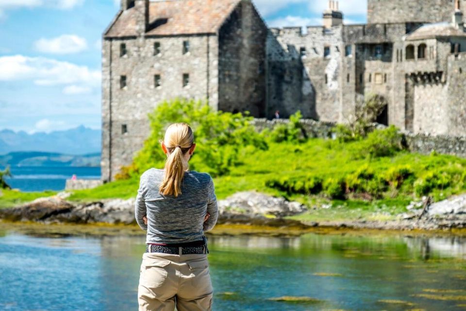 Inverness Day Out: Snapshots of Highland Splendor - Portree Harbour: Picturesque Fishing Town