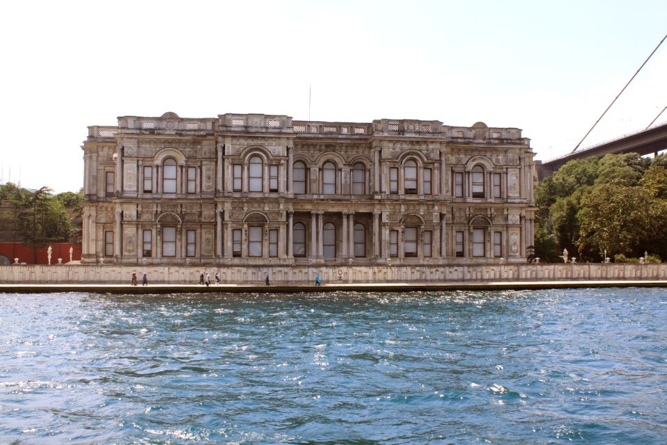 Istanbul: Full-Day Imperial & Asia Small Group Tour - Visiting Beylerbeyi Palace