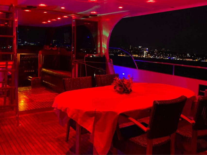 Istanbul Private Luxury Yacht on Bosphorus 14 Meter (46 Feet) - Tour Details