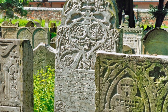 Jewish Quarter Kazimierz and Schindlers Factory Guided Tour - Tracing the Story of WWII