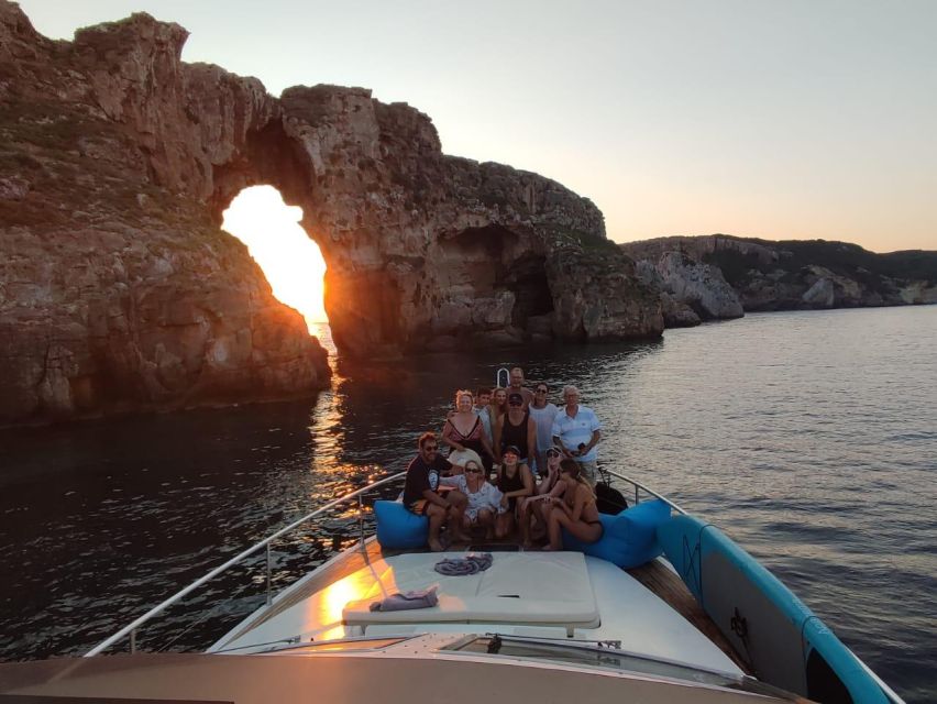 Kalamata: 2-Hour Sunset Cruise With Local Wine& Fruit Salads - Check Availability for Starting Times