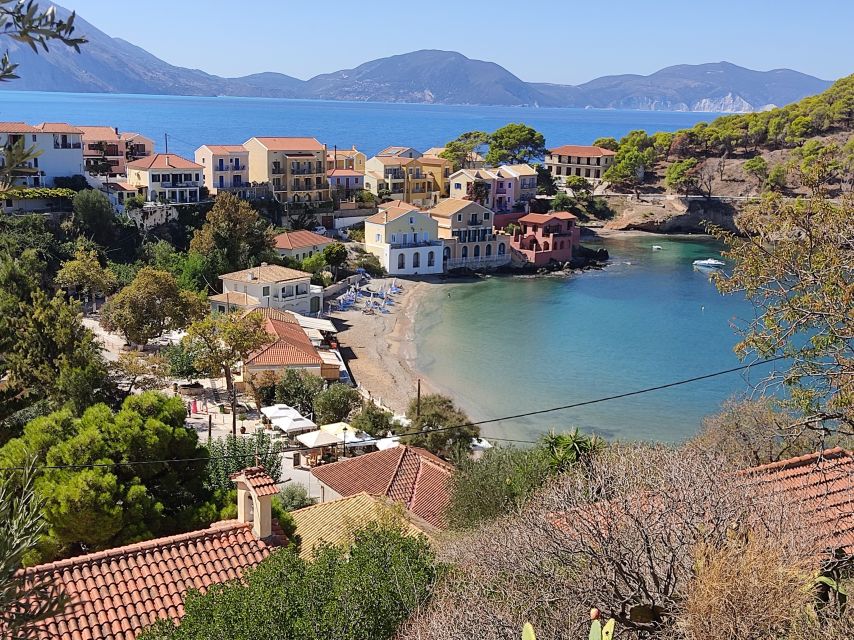 Kefalonia: Private Half Day Sightseeing Tour & Shorex - Assos Village and Castle