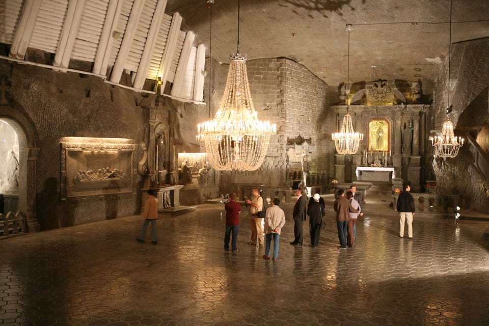 Kraków: 3-Day Jewish Quarter, Wieliczka, and Auschwitz Tour - Wieliczka Salt Mine