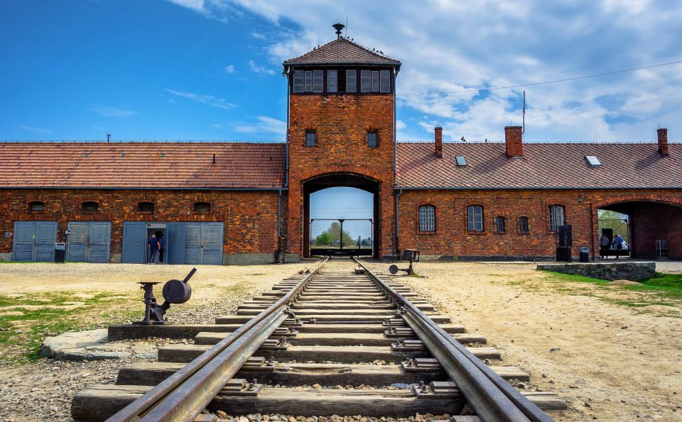 Krakow: Guided Auschwitz Birkenau Tour - Discounted Tour Rates