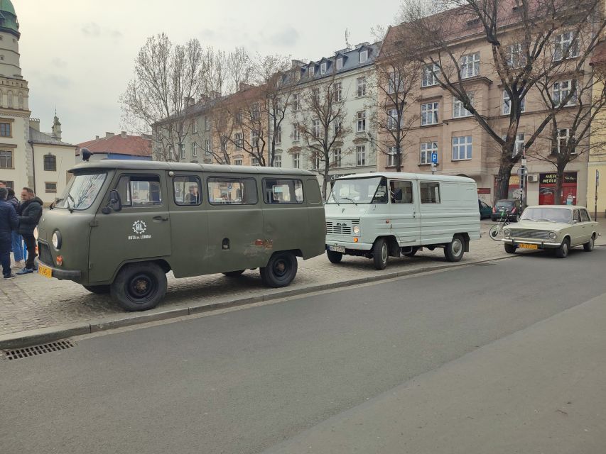 Krakow: Guided Tour to Nowa Huta on Commie Retro Van - Vehicle Information