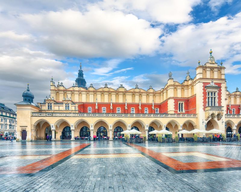 Krakow: Private Exclusive History Tour With a Local Expert - Tour Logistics