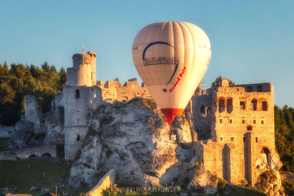 Kraków: Private Hot Air Balloon Flight With Champagne - Restrictions and Requirements