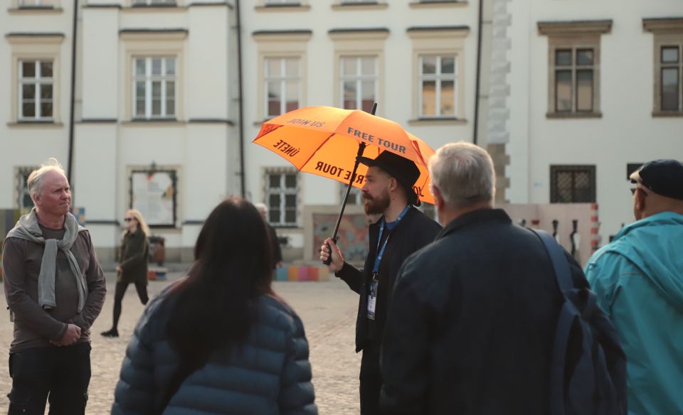 Krakow: The Old Town Walking Tour - Discovering the Citys Rich History