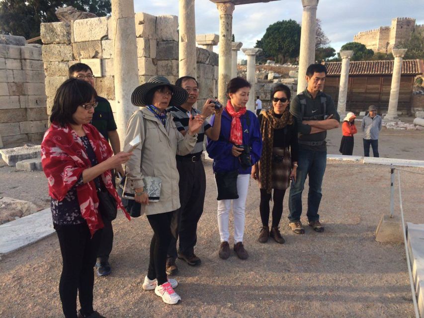 Kusadasi: Ephesus, House of Mary & Artemis Temple With Lunch - Exploring Ephesus Ruins