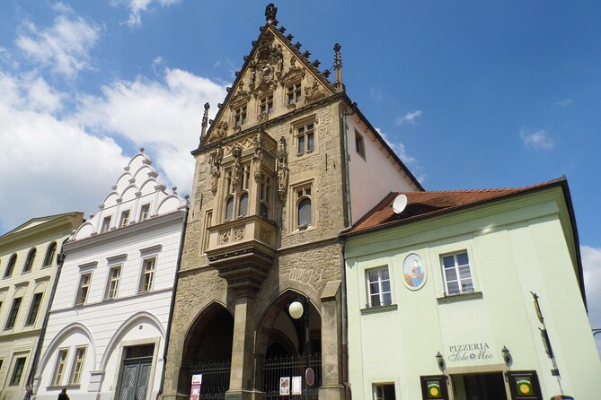 Kutna Hora and Bone Chapel Private Day Trip From Prague - Customer Ratings and Feedback