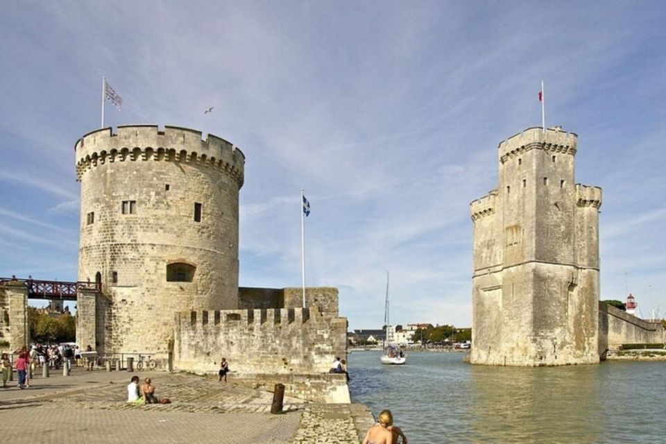 La Rochelle : Private Custom Walking Tour With a Local Guide - Customizing Your Tour