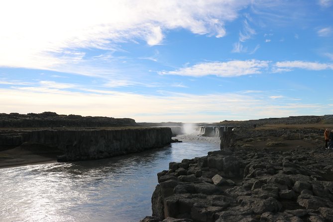 Lake Mývatn and Powerful Dettifoss Day Tour From Akureyri - Marveling at the Skútustaðagígar Pseudo Craters