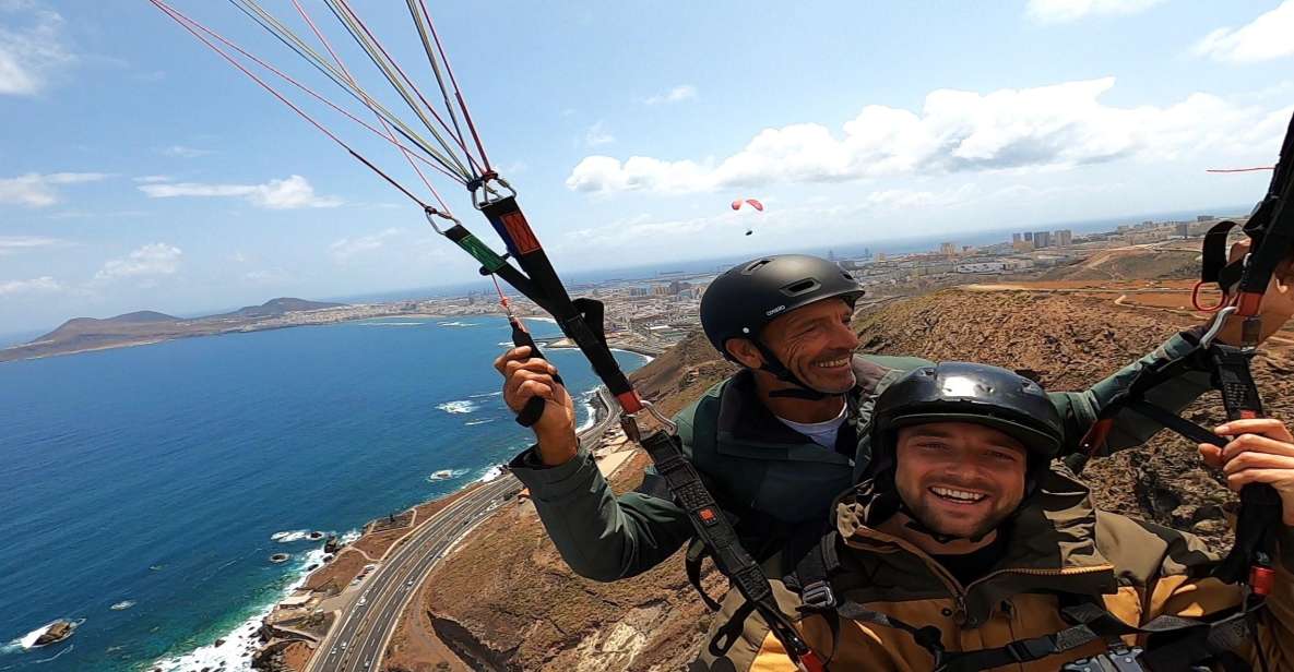 Las Palmas: Tandem Paragliding Flights for Everyone - Participant Restrictions