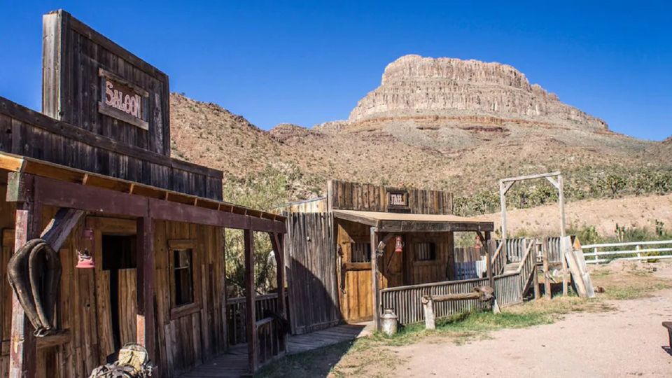 Las Vegas: Grand Canyon Ranch Tour With Horseback/Wagon Ride - Luxury Round-trip Transfers