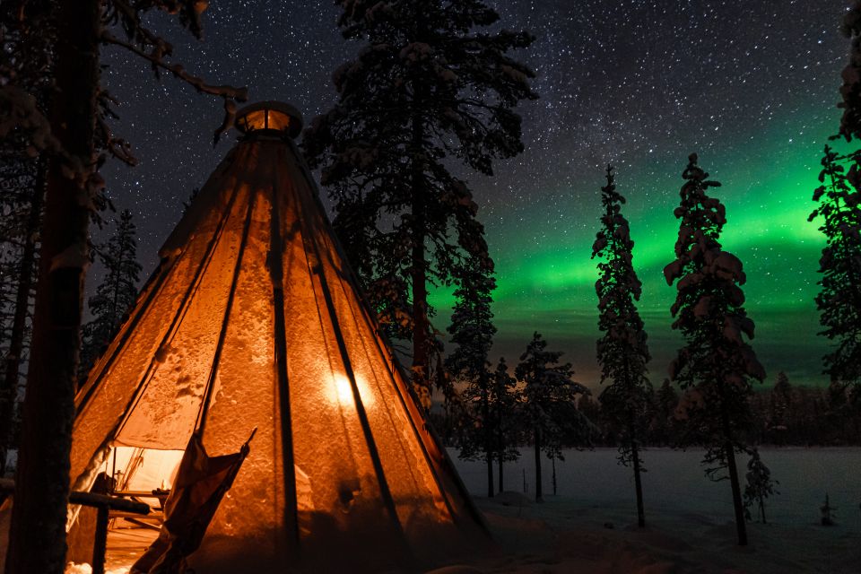 Levi: Northern Lights Campfire - Lappish-Styled Picnic