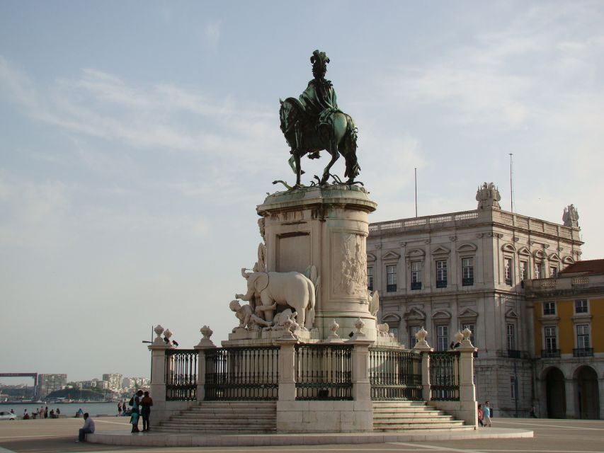 Lisbon: City Walking Tour With Local Guide - Free Cancellation Policy