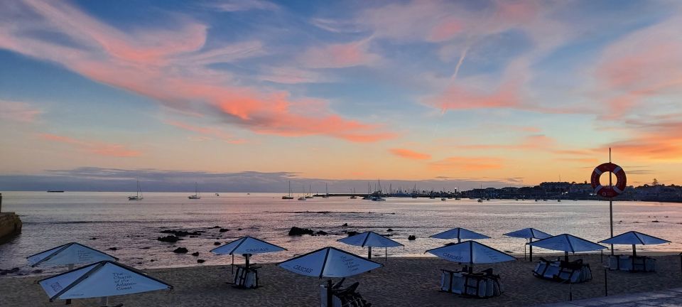 Lisbon: Coastal Sunset Tour With Sparkling Wine and Snacks - Sunset Experience