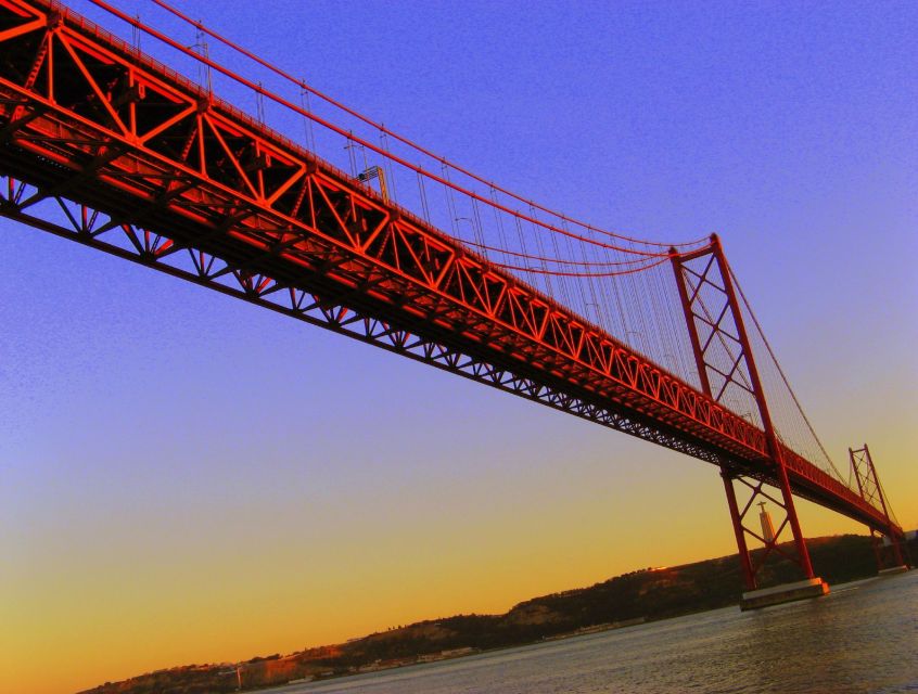 Lisbon: Hop-on Hop-off Bus & River Cruise - What to Bring and Restrictions