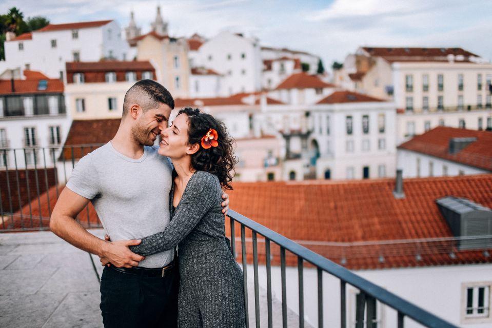 Lisbon: Professional Photoshoot at Alfama - Customizing the Photoshoot