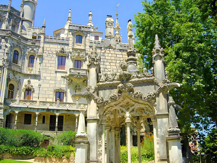 Lisbon: Sintra, Quinta Da Regaleira & Monserrate Palace Tour - Detailed Itinerary