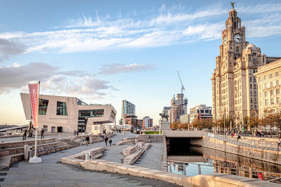 Liverpool: Self-Guided Audio Tour - Language Options