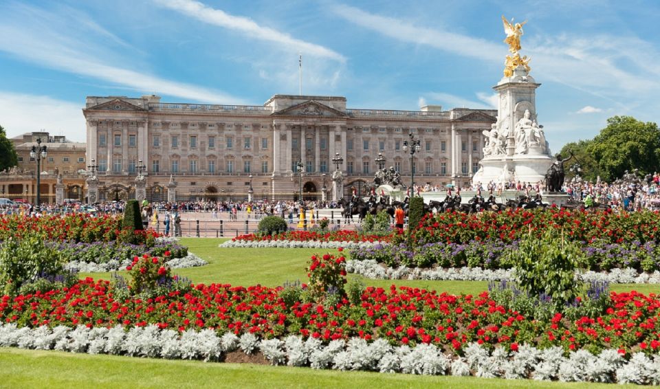 London: Buckingham Palace Entry Ticket & Royal Walking Tour - Headsets for Guided Tour Provided