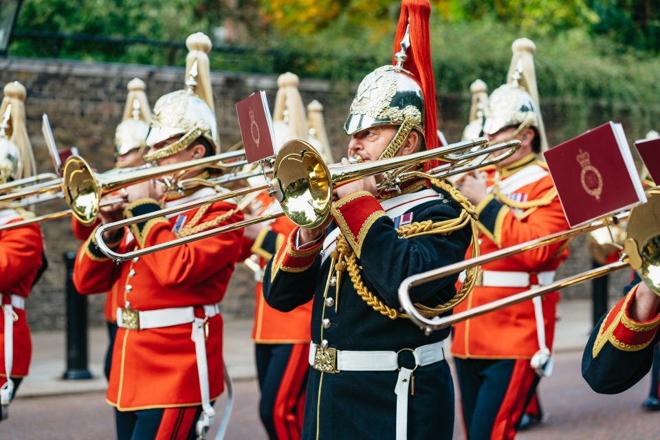 London: Changing of The Guard Tour - Ceremony Viewing Experience