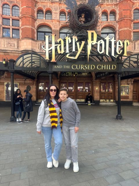 London: Harry Potter Private Black Cab Tour - Pickup and Accessibility