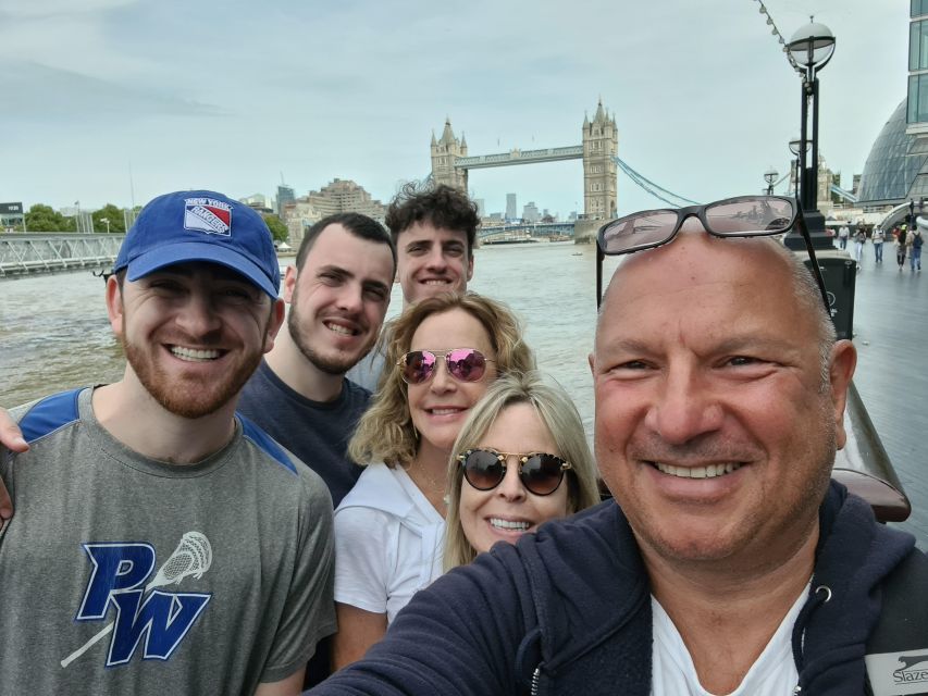 London: Highlights and Hidden Gems Private Guided Tour - Maximum Group Size