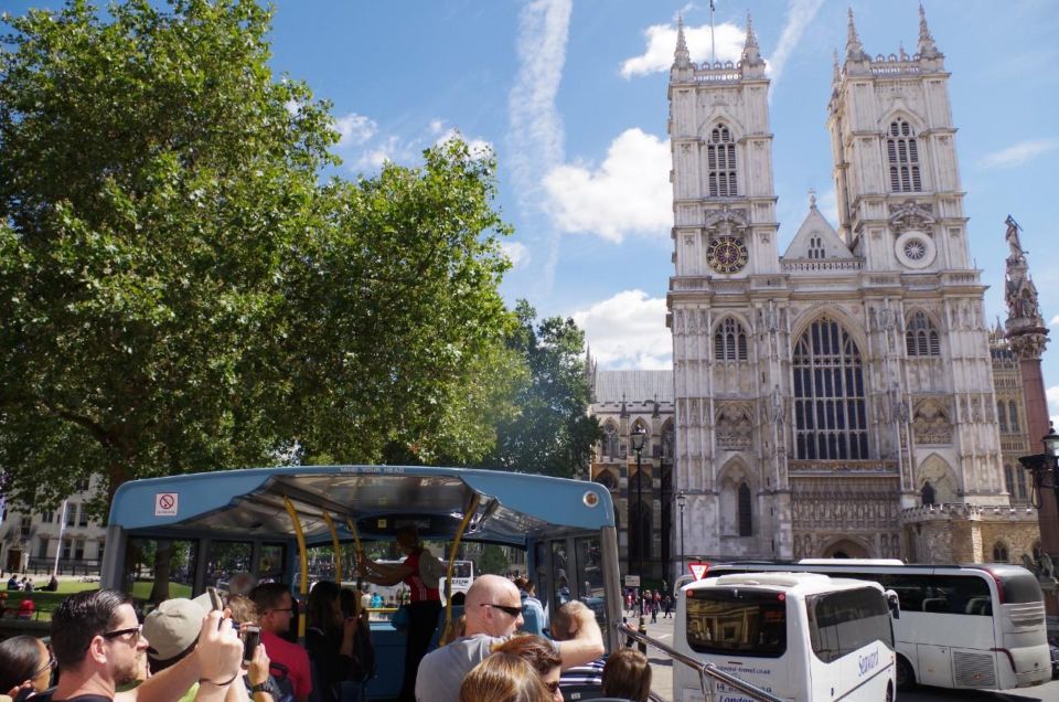 London Hop-On Hop-Off With London Eye and Tower of London - Walking Tours Included