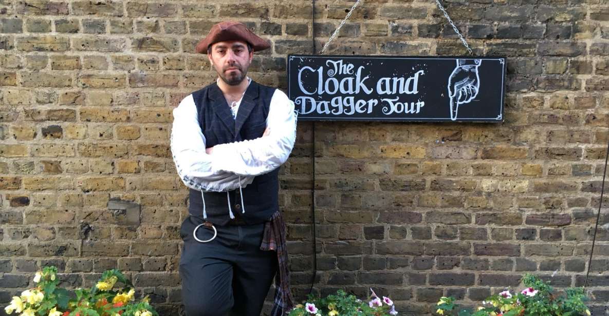 London: the Cloak & Dagger Tour: History Brought to Life! - Meeting Point