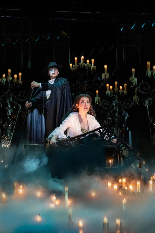 London: The Phantom of the Opera and 3-Course Meal & Wine - Glass of Sparkling Wine