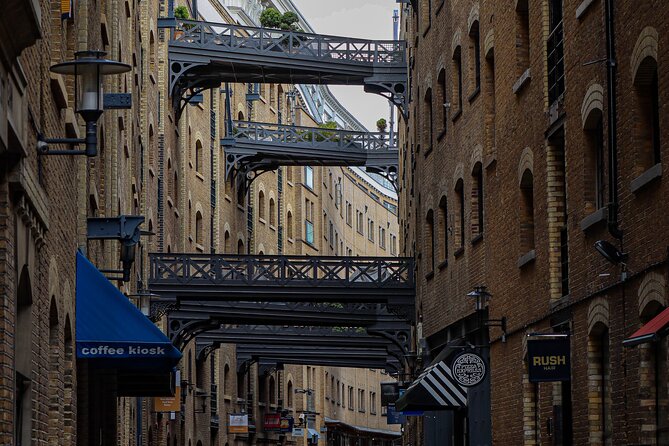 London Through the Lens: Iconic Photo Spots, Hidden Gems & Food. - Exploring Borough Markets Delights