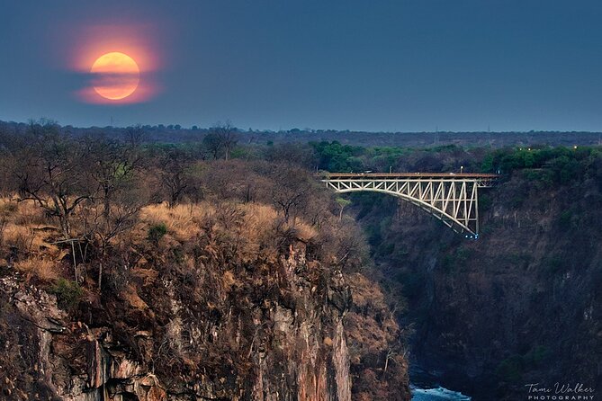 Lookout Cafe Lunch In Victoria Falls - Accessibility and Participation