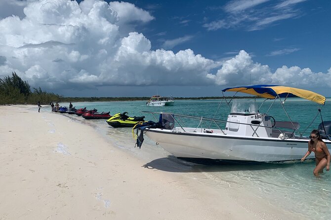 Lunch Seafari to Pristine Cays, Shipwreck and Lunch at TIKI BAR - Guest Reviews