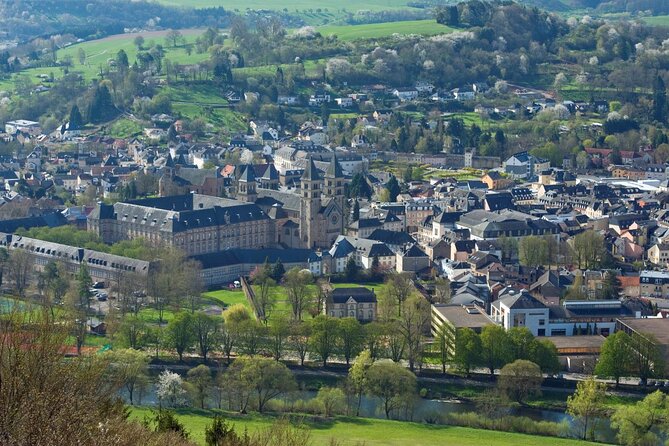 Luxembourg: Nature & Castle Day Trip - Vianden Castle and Town