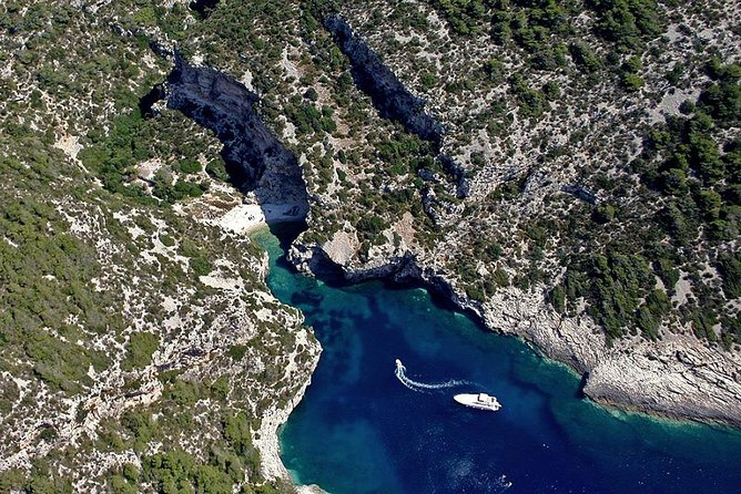 Luxury Boat - Blue Cave From Split Island-Hopping Full-Day Cruise, Hvar, Vis - Discovering Hvar Town