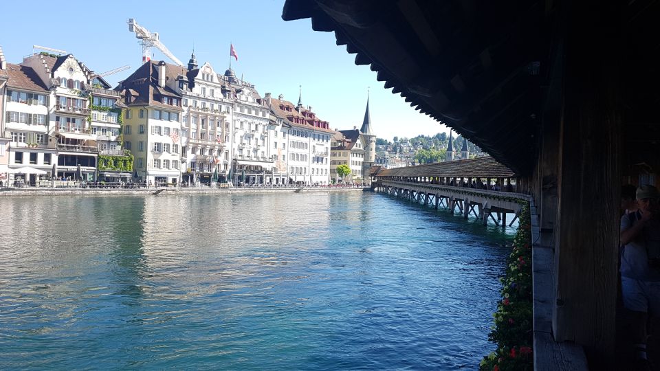 Luzern Discovery: Small Group Tour & Lake Cruise From Zurich - Enjoying the Lake Lucerne Cruise