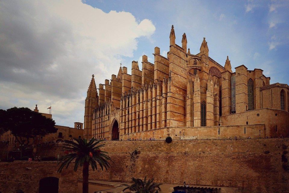 Mallorca and Cathedral Private Walking Tour - Meeting Point and Directions