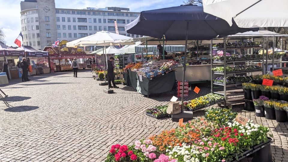 Malmö: Highlights Self-Guided Old Town Walking Tour - Stortorget Market Square