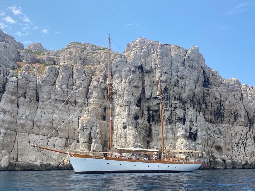 Marseille: Calanques Sailing Day Trip With Lunch and Wine - Meeting Point