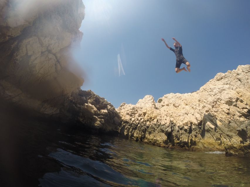 Marseille: Endoume Snorkeling Adventure With Snacks & Drinks - Exploring Hidden Coves