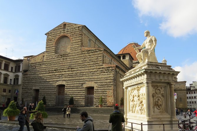 Medici Mile Walking Tour Along the Path of Medici Residences - Guided Tour of Medici Landmarks