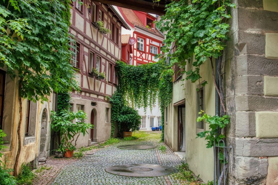 Meersburg: Private Guided Walking Tour - Meersburgs Cobbled Lanes and Houses