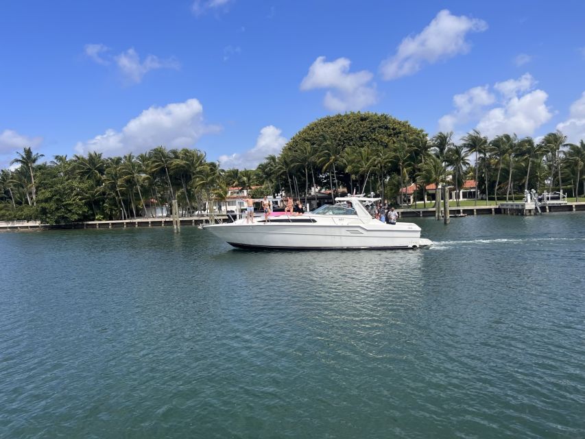 Miami: Private Yacht Rental Tour With Champagne and Snorkel - Champagne and Snorkeling