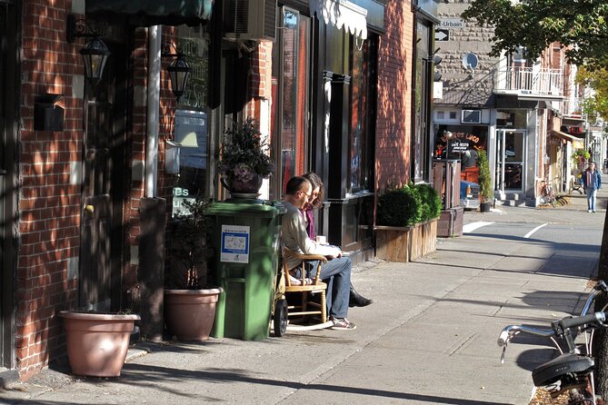 Montreal's Mile End to Outremont: A Self-Guided Audio Tour - Exploring Mile End