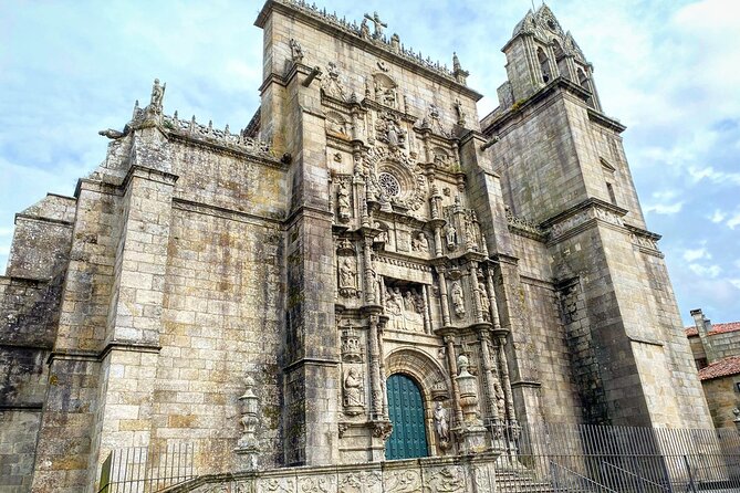 Monumental Morning Walking Tour in Pontevedra - Booking Information